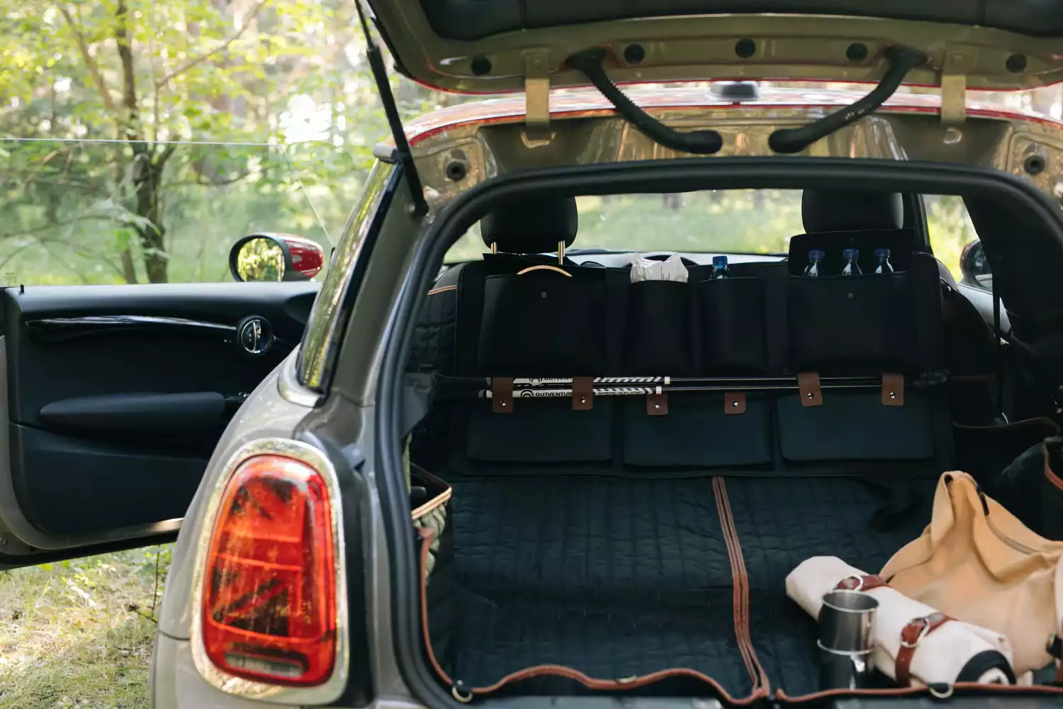 Volkswagen Tiguan Back Seat Cover for Weimaraners